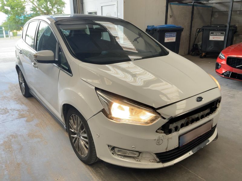 Ford C-Max 1.5 TDCi Titanium 2016 – снимка 12