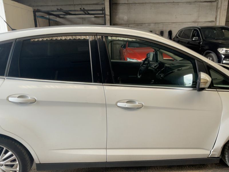 Ford C-Max 1.5 TDCi Titanium 2016 – снимка 10