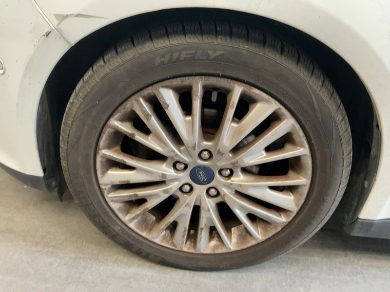 Ford C-Max 1.5 TDCi Titanium 2016 – снимка 3