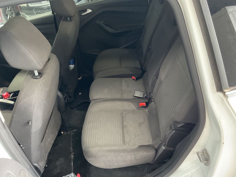 Ford C-Max 1.5 TDCi Titanium 2016 – снимка 26
