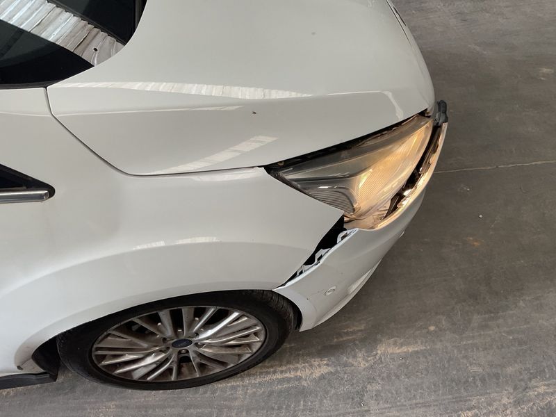 Ford C-Max 1.5 TDCi Titanium 2016 – снимка 38