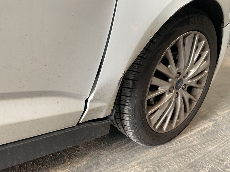 Ford C-Max 1.5 TDCi Titanium 2016 – снимка 23