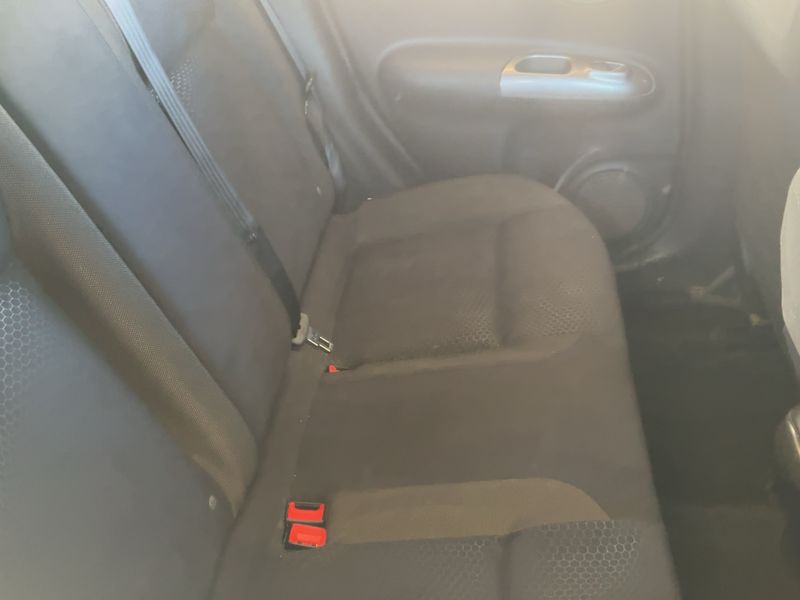 Nissan Juke 1.6 Tekna 2012 – снимка 19