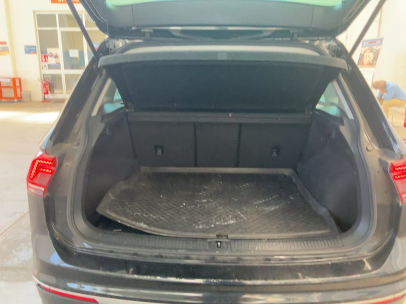 Volkswagen Tiguan 2.0 TDI Executive 4Motion BlueMotion Tech 2016 – снимка 15