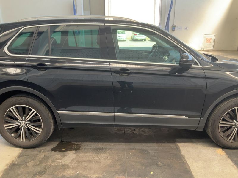 Volkswagen Tiguan 2.0 TDI Executive 4Motion BlueMotion Tech 2016 – снимка 10