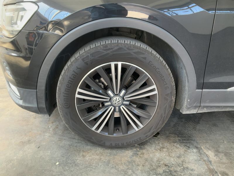 Volkswagen Tiguan 2.0 TDI Executive 4Motion BlueMotion Tech 2016 – снимка 3