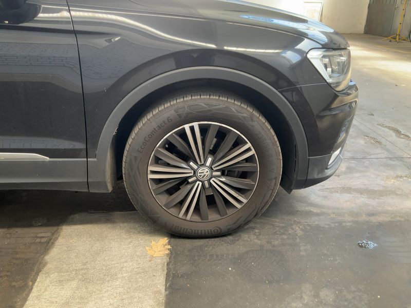 Volkswagen Tiguan 2.0 TDI Executive 4Motion BlueMotion Tech 2016 – снимка 11