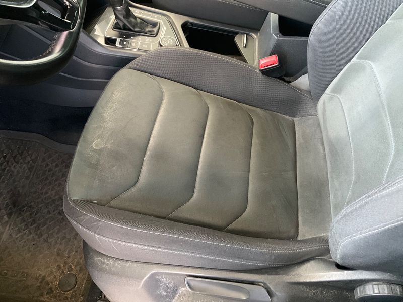 Volkswagen Tiguan 2.0 TDI Executive 4Motion BlueMotion Tech 2016 – снимка 25