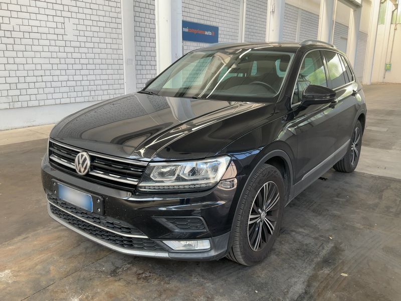 Volkswagen Tiguan 2.0 TDI Executive 4Motion BlueMotion Tech 2016 – снимка 1