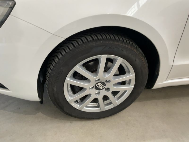 Skoda Superb 1.6 TDI Ambition 2015 – снимка 3