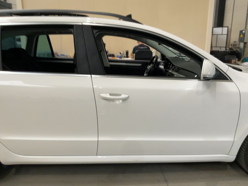 Skoda Superb 1.6 TDI Ambition 2015 – снимка 10