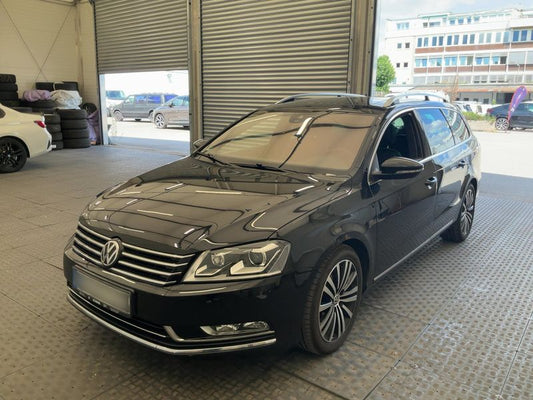 Volkswagen Passat 2.0 TDI Highline BlueMotion Tech 2013 – снимка 1
