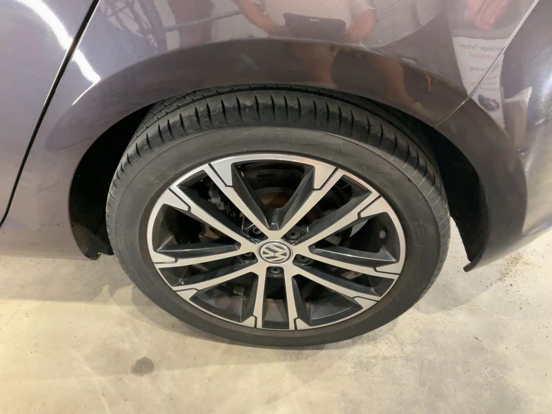 Volkswagen Golf VII 2.0 TDI Lounge BlueMotion Tech 2015 – снимка 5