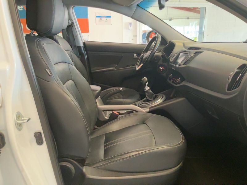 Kia Sportage 1.7 CRDi X-Tech 4x2 2015 – снимка 16