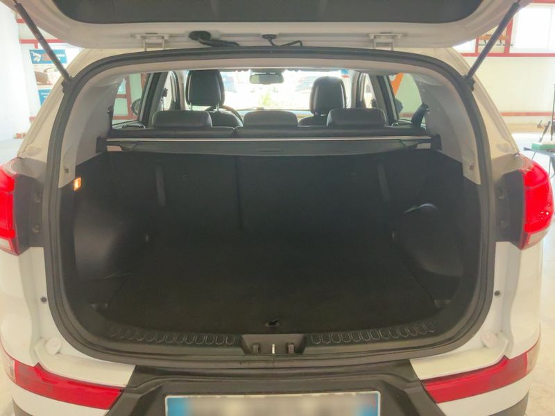 Kia Sportage 1.7 CRDi X-Tech 4x2 2015 – снимка 15