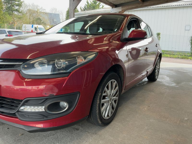 Renault Megane 1.2 Zen 2015 – снимка 2
