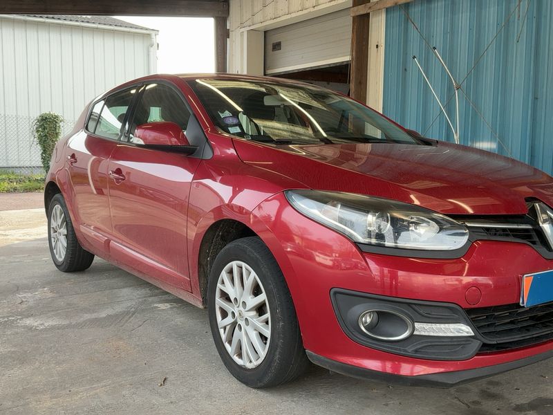 Renault Megane 1.2 Zen 2015 – снимка 12