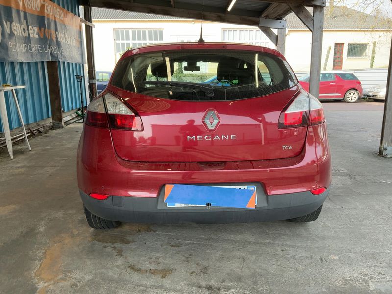 Renault Megane 1.2 Zen 2015 – снимка 7