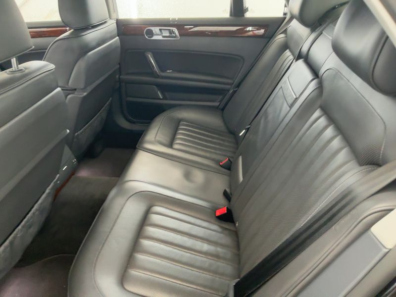 Volkswagen Phaeton 4.2 V8 4Motion 2015 – снимка 19
