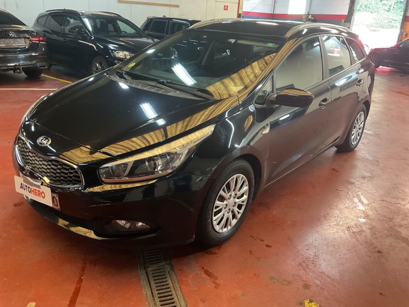 Kia cee'd 1.6 CRDi Edition 7 2013 – снимка 1