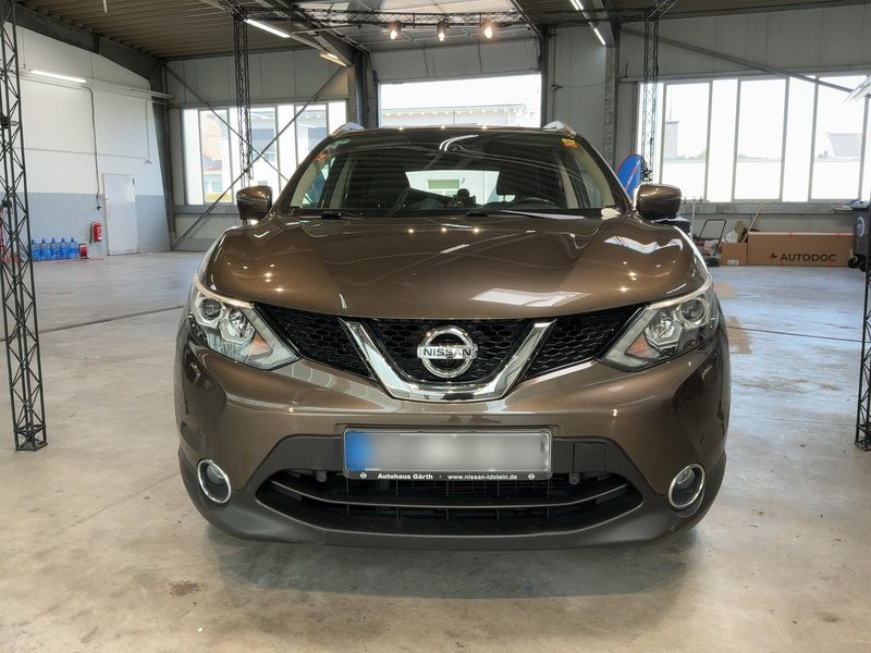 Nissan Qashqai 1.6 dCi Tekna 2015 – снимка 14