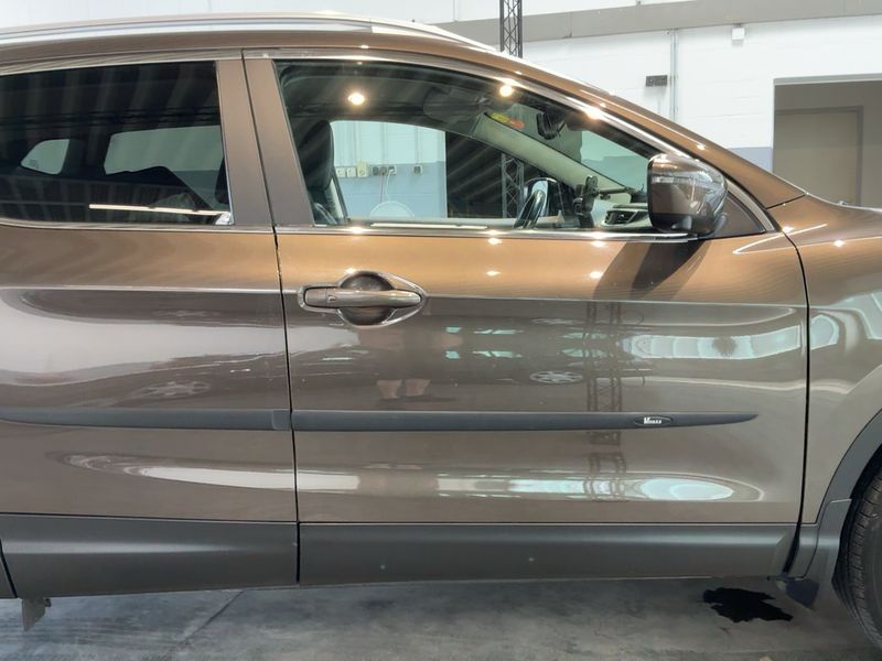 Nissan Qashqai 1.6 dCi Tekna 2015 – снимка 10