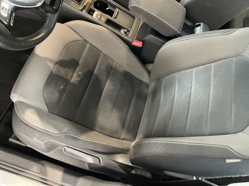Volkswagen Golf VII 1.6 TDI Carat BlueMotion Tech 2013 – снимка 30