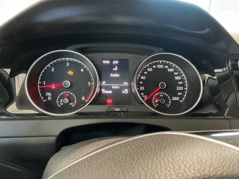 Volkswagen Golf VII 1.6 TDI Carat BlueMotion Tech 2013 – снимка 18