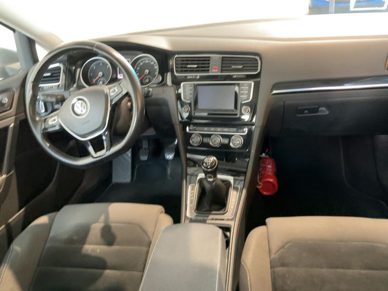 Volkswagen Golf VII 1.6 TDI Carat BlueMotion Tech 2013 – снимка 17