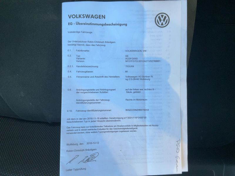 Volkswagen Tiguan 2.0 TDI Comfortline BlueMotion Tech 2017 – снимка 21