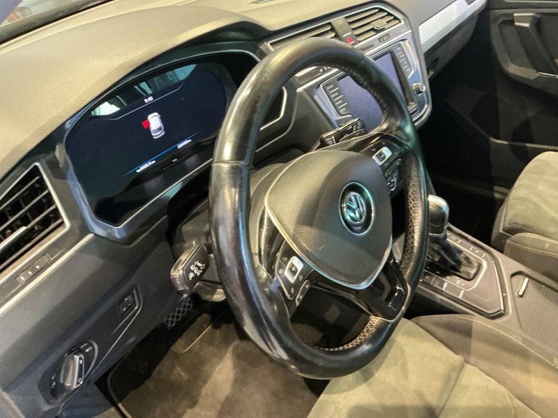 Volkswagen Tiguan 2.0 TDI Comfortline BlueMotion Tech 2017 – снимка 26