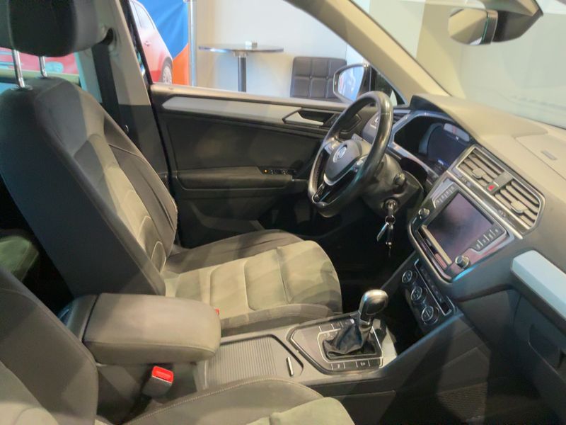 Volkswagen Tiguan 2.0 TDI Comfortline BlueMotion Tech 2017 – снимка 16
