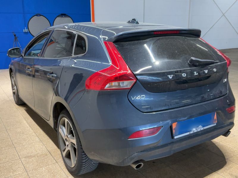 Volvo V40 2.0 D4 Momentum 2016 – снимка 6