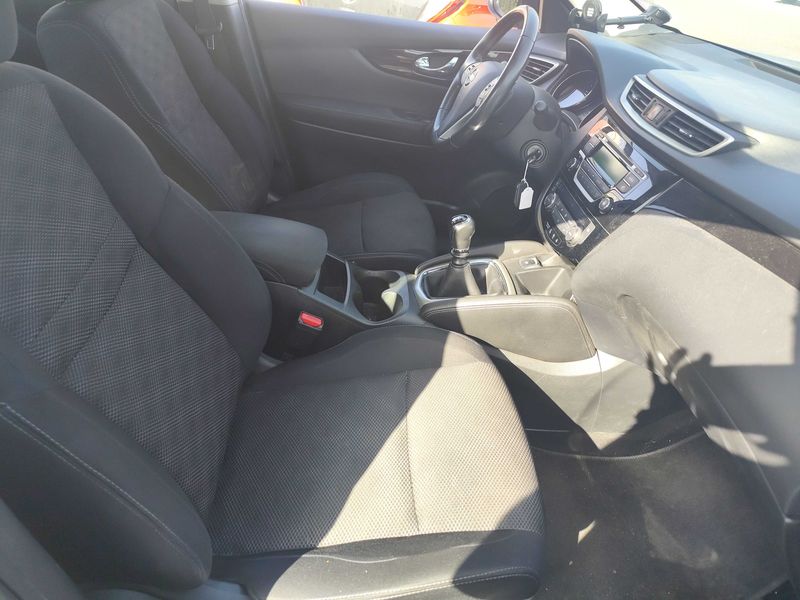 Nissan Qashqai 1.6 dCi Acenta 2015 – снимка 10