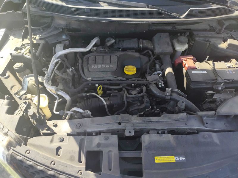 Nissan Qashqai 1.6 dCi Acenta 2015 – снимка 8