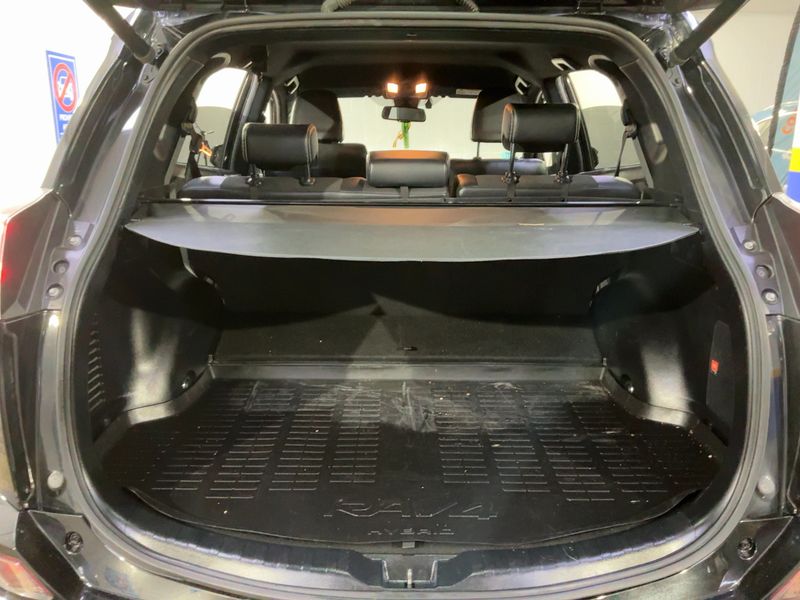Toyota RAV 4 2.5 Hybrid Feel! 2017 – снимка 15