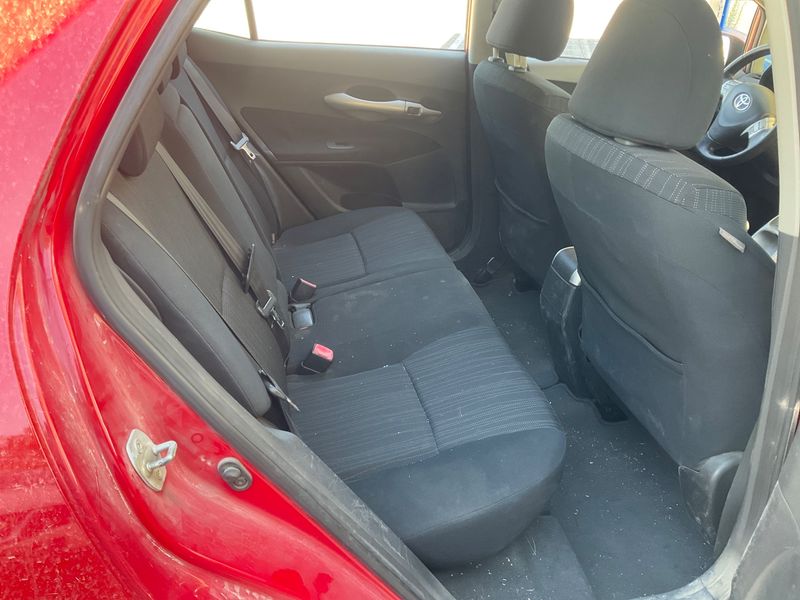 Toyota Auris 2.0 D-4D Basis 2007 – снимка на щета