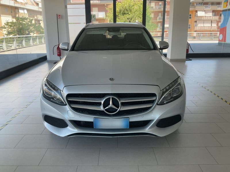 Mercedes-Benz C-Klasse C 220 d T 4Matic AMG Sport 2018 – снимка 14