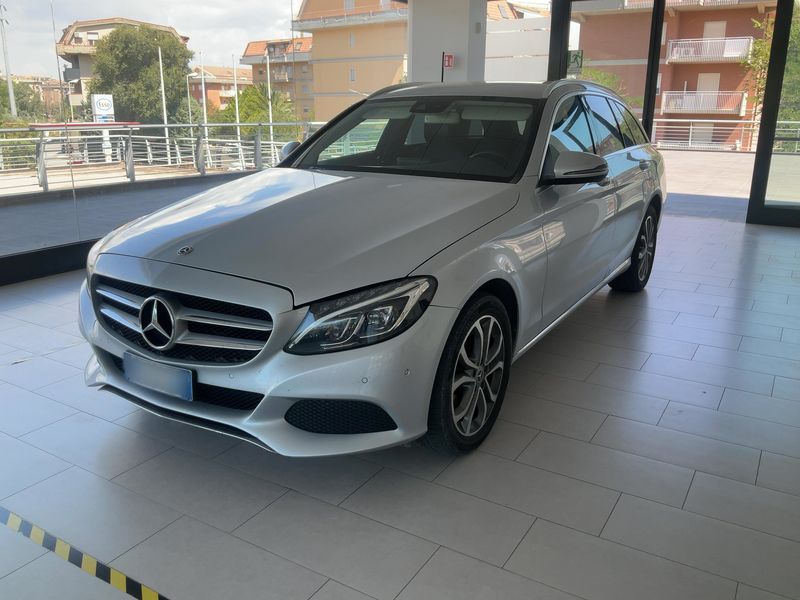 Mercedes-Benz C-Klasse C 220 d T 4Matic AMG Sport 2018 – снимка 1