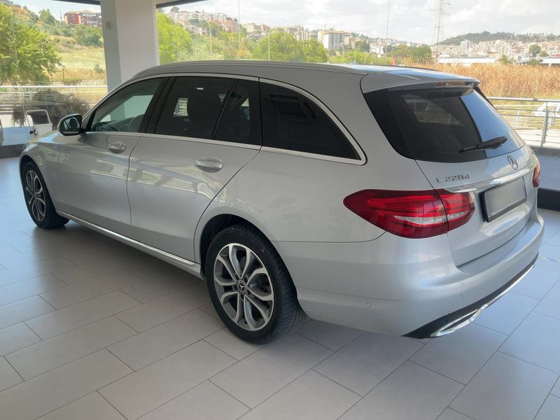 Mercedes-Benz C-Klasse C 220 d T 4Matic AMG Sport 2018 – снимка 6