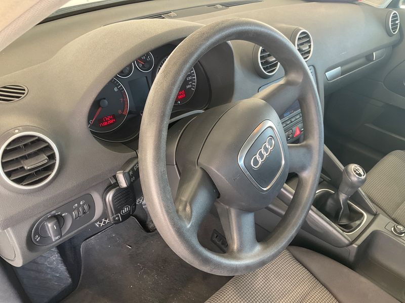 Audi A3 1.6 Attraction 2008 – снимка 29