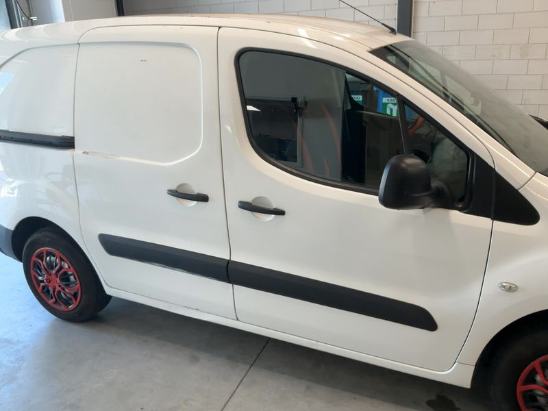 Citroen Berlingo 1.6 Blue-HDi Business L1 2018 – снимка 10