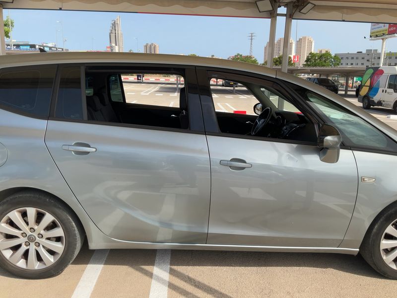 Opel Zafira Tourer 2.0 CDTI Selective 2015 – снимка 10