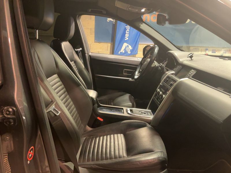 Land Rover Discovery Sport 2.0 Td4 HSE Luxury 2015 – снимка 16