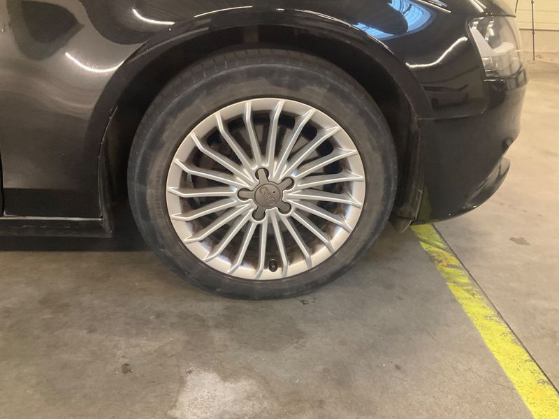 Audi A4 2.0 TDI Attraction 2012 – снимка 20