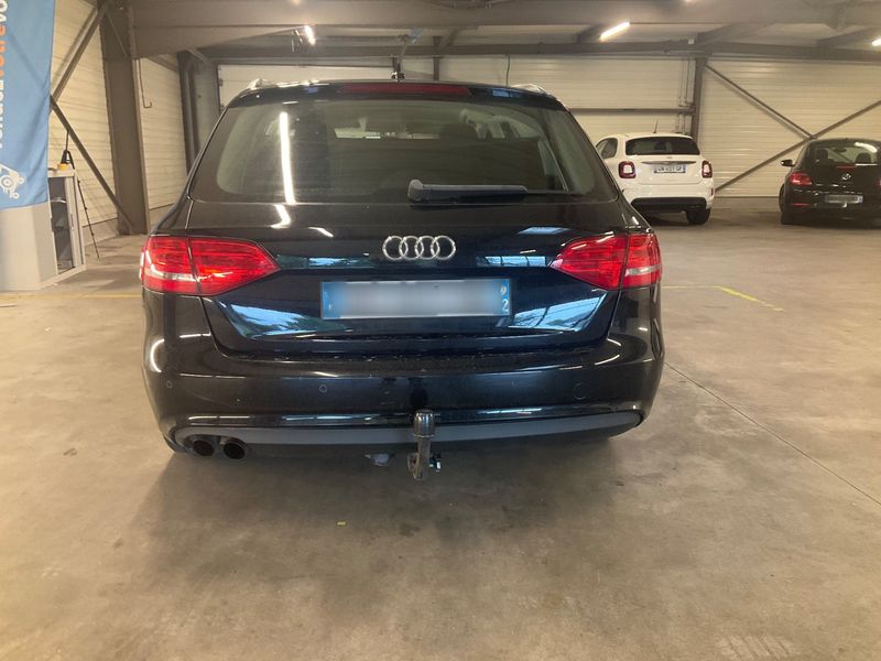 Audi A4 2.0 TDI Attraction 2012 – снимка 5
