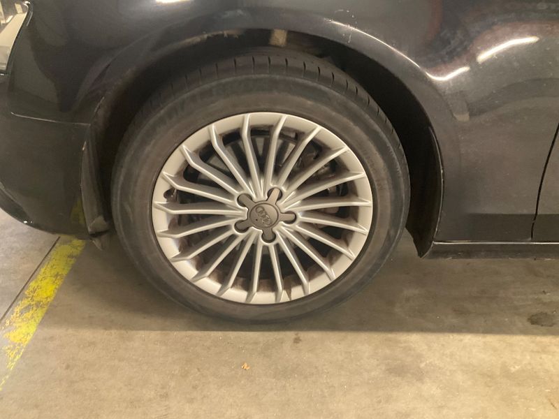 Audi A4 2.0 TDI Attraction 2012 – снимка 17