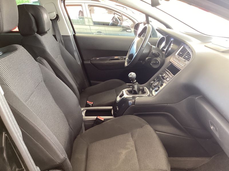 Peugeot 5008 2.0 HDi Sport Pack 2010 – снимка 3