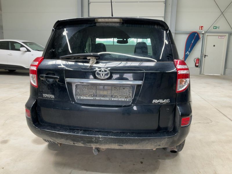 Toyota RAV 4 2.0 Life 2012 – снимка 7