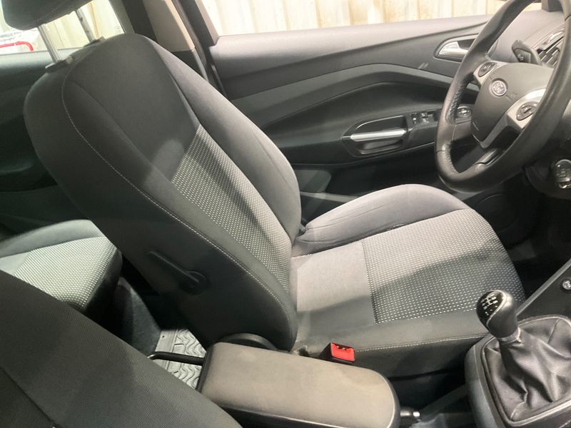 Ford C-Max 1.6 Ti-VCT Trend 2011 – снимка 30